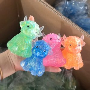 Alternative view of Cow squishy sugar texture slow rising 12 pieces 4 colors mix with box