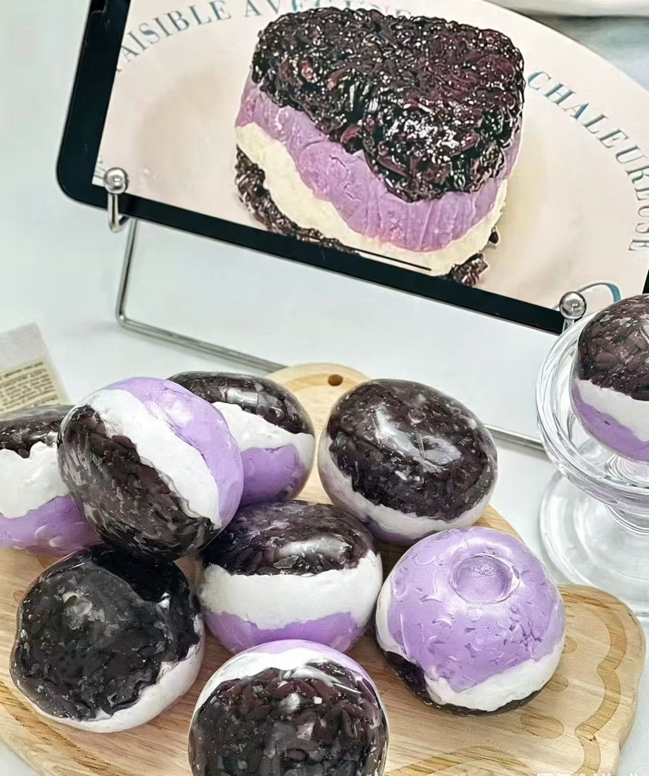 Handmade stressed-ball purple rice with purple cream smoth and soft anti-stressed squishy toy